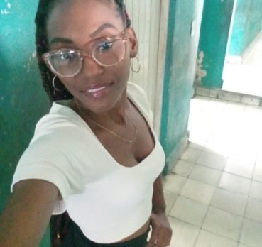 Yanet, 30 years old, Guantanamo, Cuba