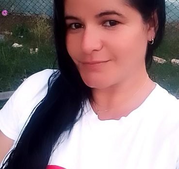 May, 34 years old, Havana, Cuba