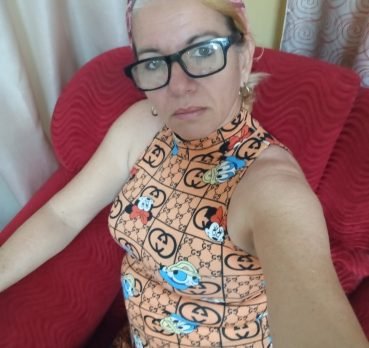 Isabel Pérez, 50 years old, Ciego de Avila, Cuba