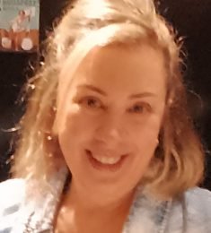 Claudia, 62 years old, Straight, Woman, Toronto, Canada