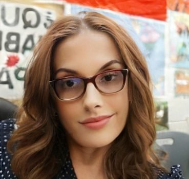 Gloria Elena, 58 years old, Fort Hunt, USA