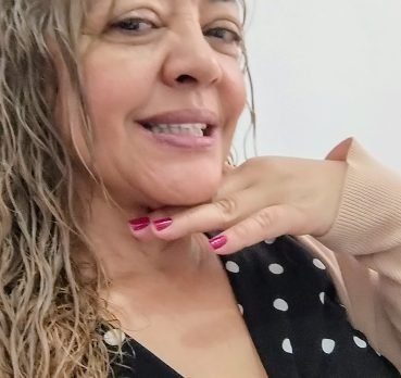 Dora, 55 years old, Osasco, Brazil