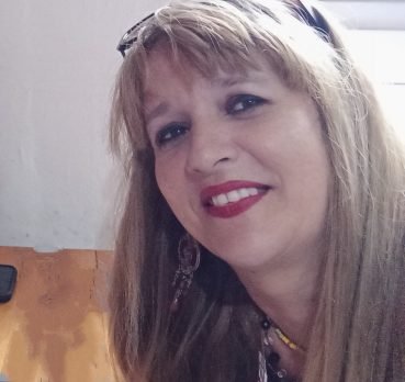 Queen, 52 years old, Havana, Cuba