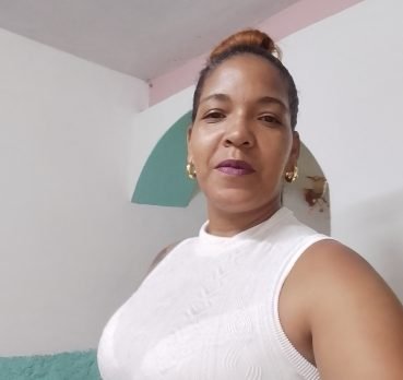 Yinerka, 34 years old, Guantanamo, Cuba