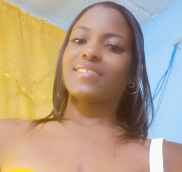 Yeniset, 21 years old, Guantanamo, Cuba