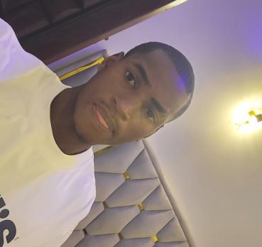 Praise, 23 years old, Ikot Ekpene, Akwa Ibom, Nigeria